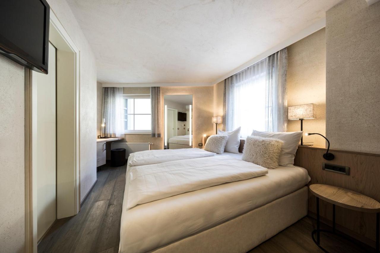 Hotel Prokulus Naturns Zimmer foto
